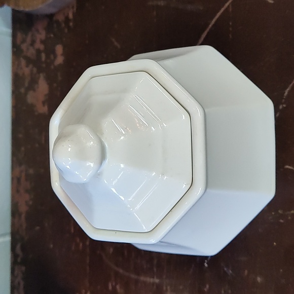 Vintage Octagon Sugar Dish - Picture 2 of 4